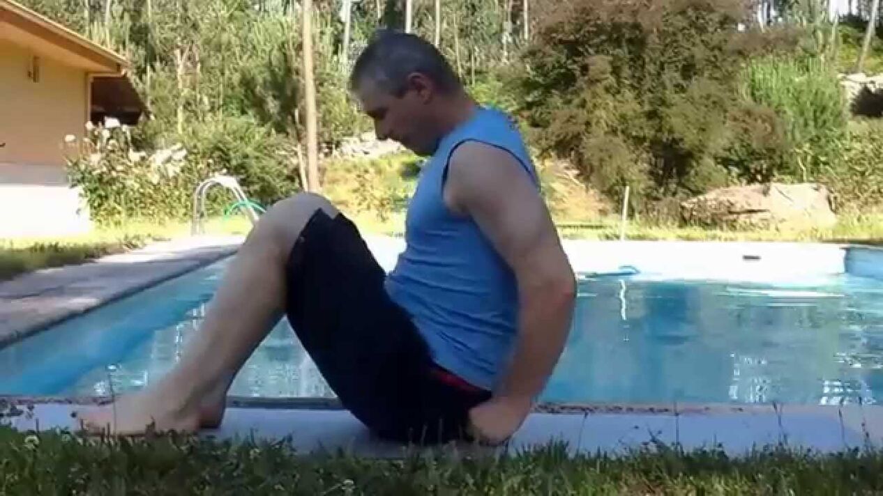 vaikščiojimas ant sėdmenų sergant prostatitu